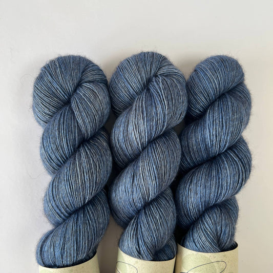 MERINO YAK SINGLE Denim Blue